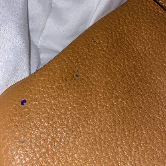 MICHAEL KORS GOLD CROSSBODY - Picture 6 of 7